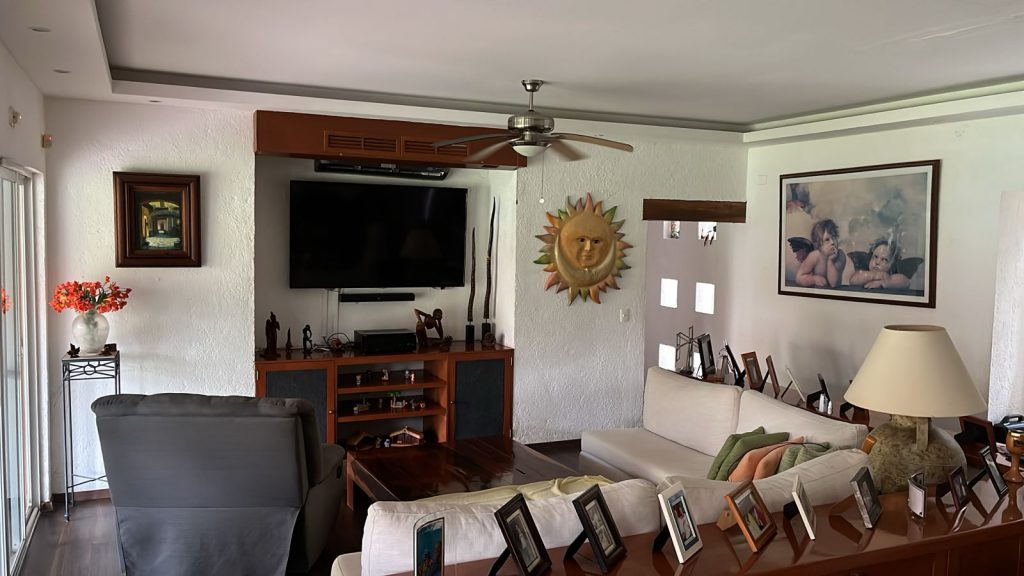 Área de encuentro y convivencia en La Casita de María.